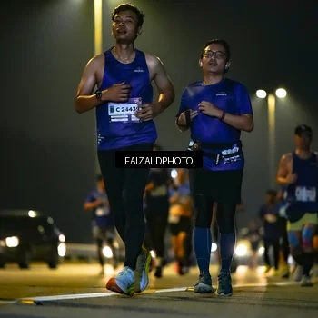 Runner Photo 7482030