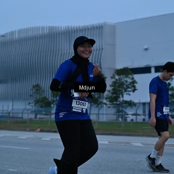 Runner Photo 7482062