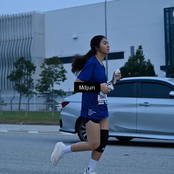 Runner Photo 7482068