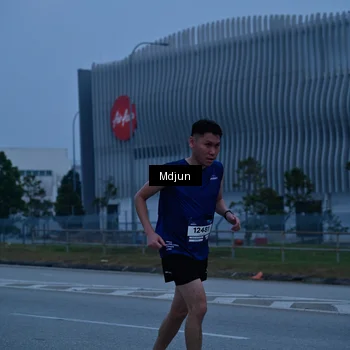 Runner Photo 7482075
