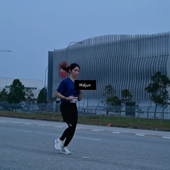 Runner Photo 7482111