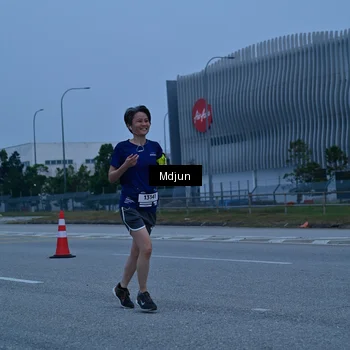 Runner Photo 7482130