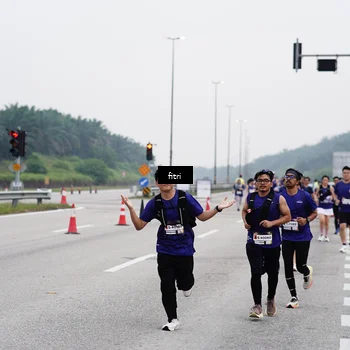 Runner Photo 7482142