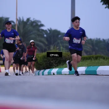 Runner Photo 7482151