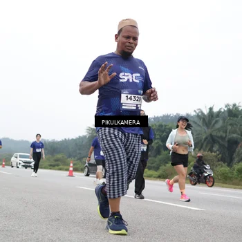 Runner Photo 7482236