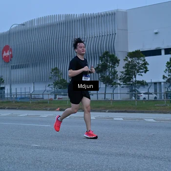 Runner Photo 7482237