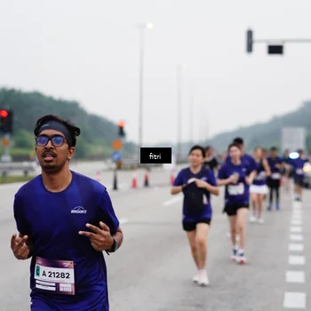 Runner Photo 7482243