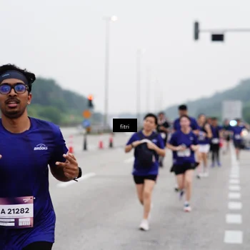 Runner Photo 7482244