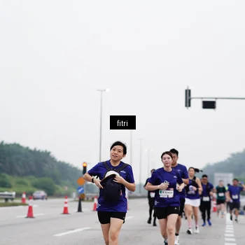 Runner Photo 7482254