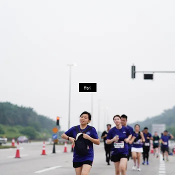 Runner Photo 7482260