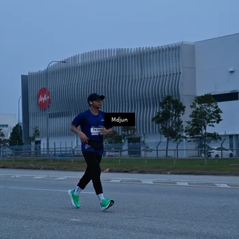 Runner Photo 7482280