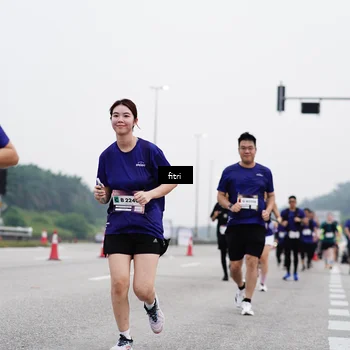 Runner Photo 7482291