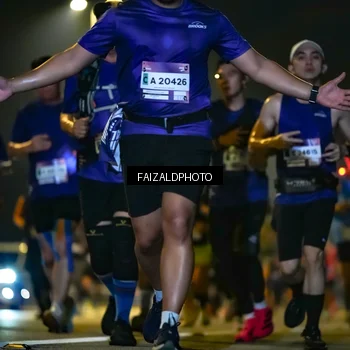 Runner Photo 7482300