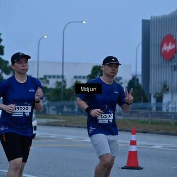 Runner Photo 7482310