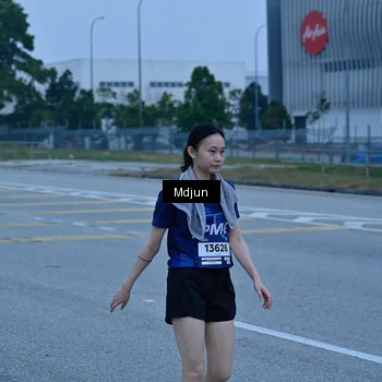 Runner Photo 7482314