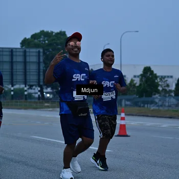 Runner Photo 7482334