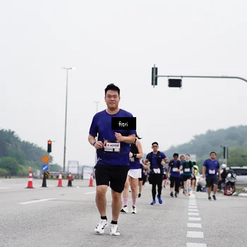 Runner Photo 7482354