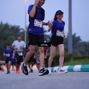Runner Photo 7482381