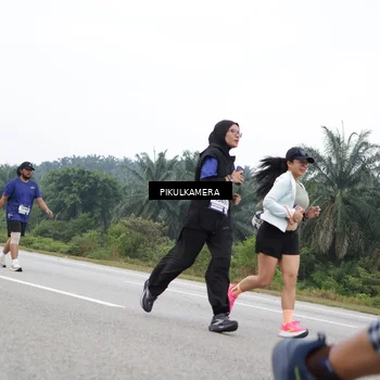 Runner Photo 7482403
