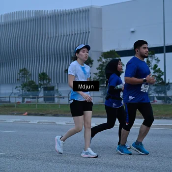 Runner Photo 7482408