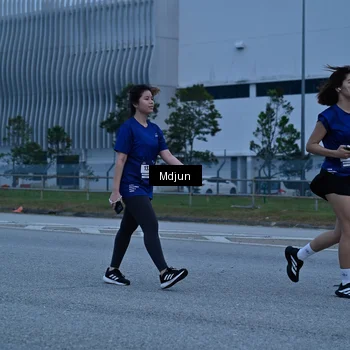 Runner Photo 7482415
