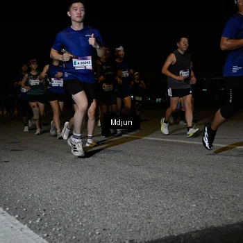 Runner Photo 7482444