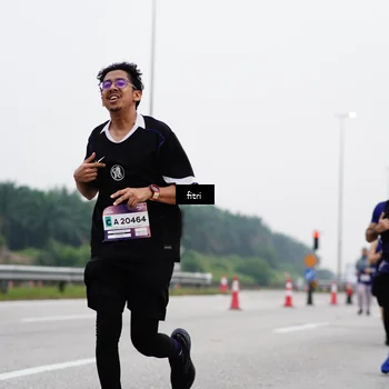 Runner Photo 7482452