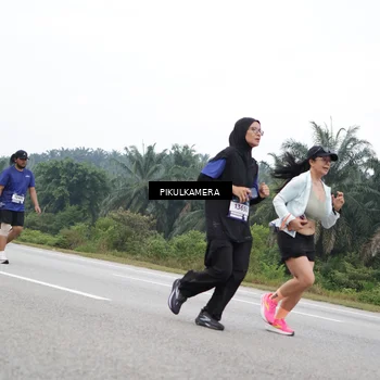 Runner Photo 7482501