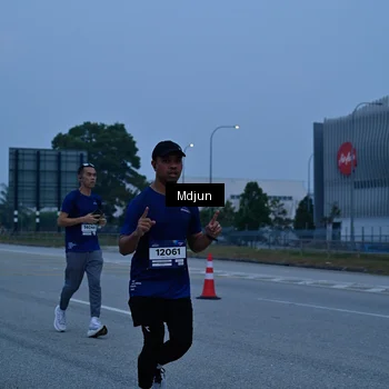 Runner Photo 7482534