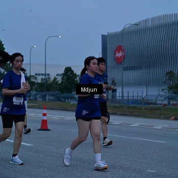 Runner Photo 7482592