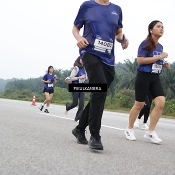 Runner Photo 7482639