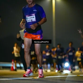 Runner Photo 7482658