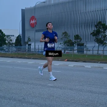 Runner Photo 7482683