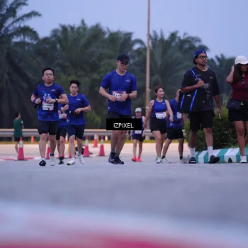 Runner Photo 7482684