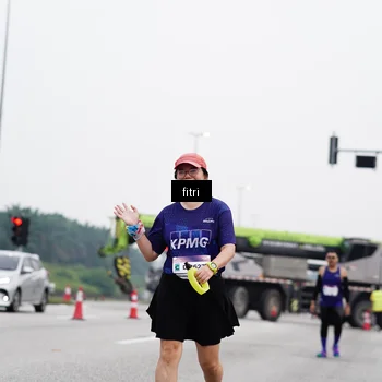Runner Photo 7482740