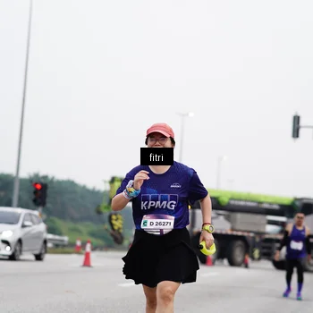 Runner Photo 7482744