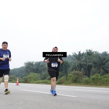 Runner Photo 7482802