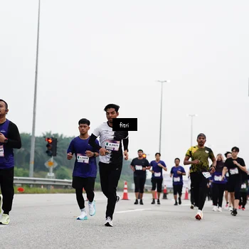 Runner Photo 7482850