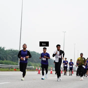Runner Photo 7482851