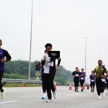 Runner Photo 7482854