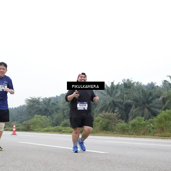 Runner Photo 7482868