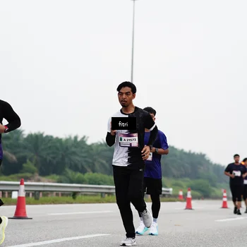 Runner Photo 7482879