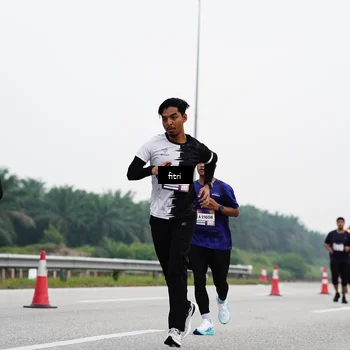Runner Photo 7482880