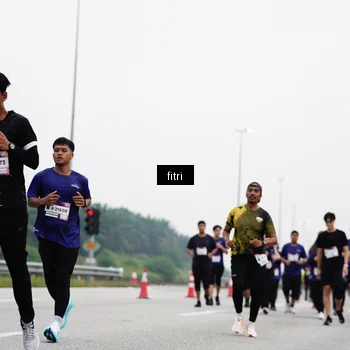 Runner Photo 7482883