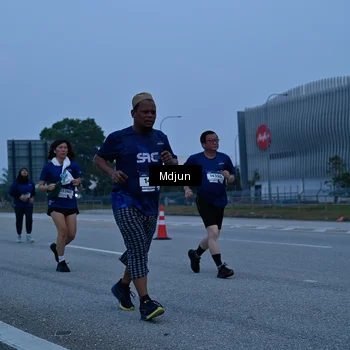 Runner Photo 7482887