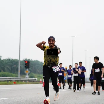 Runner Photo 7482915