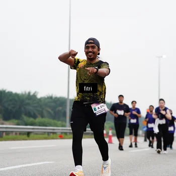 Runner Photo 7482924
