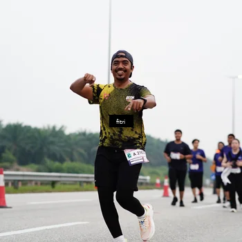 Runner Photo 7482951