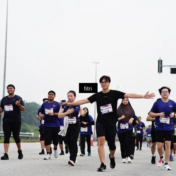 Runner Photo 7482983
