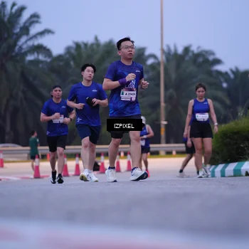 Runner Photo 7482990